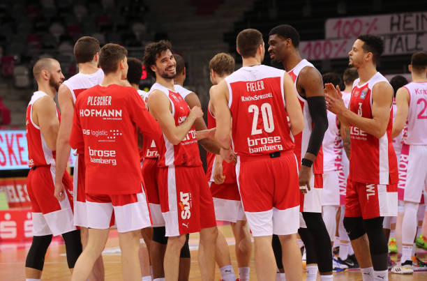 中场双核 中场双核