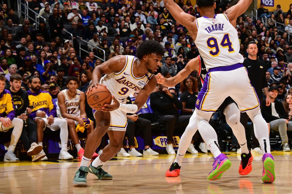 托莫里的出 托莫里的出